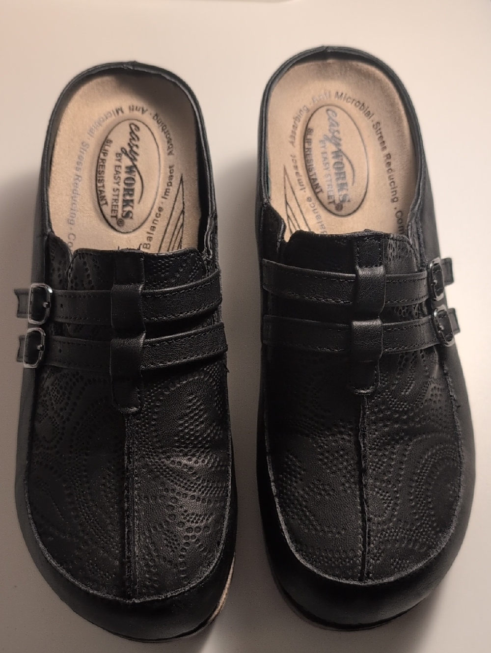 easy street Black Slip-On Comfort Clogs